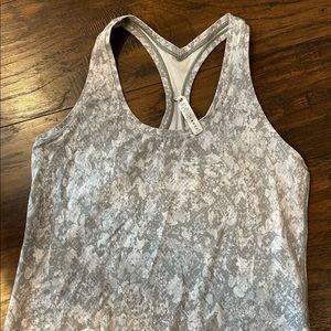 Lululemon nulu racerback tank